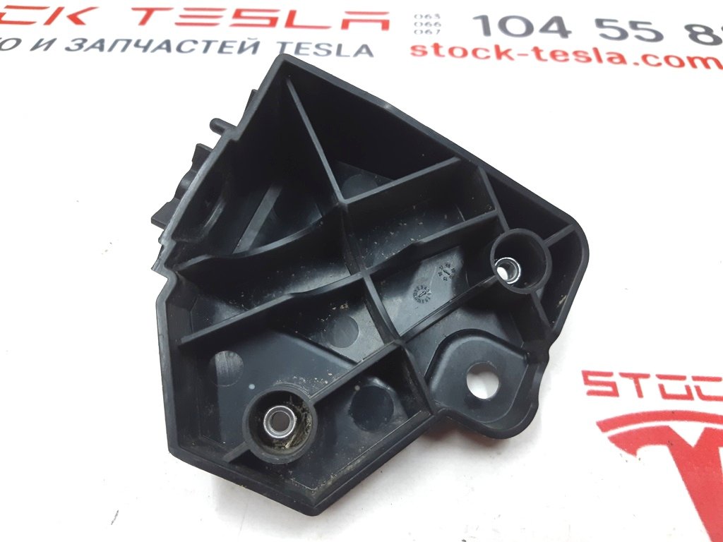 9 1061332-00-B 앞 범퍼 고정 오른쪽 내부 Tesla 모델 S REST 1061332-00-B
